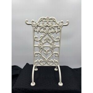 White Iron Painted Jewelry Holder